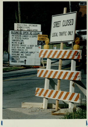 A street sign indicating that Highland Avenue is closed, May 9, 1993