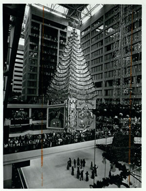The Omni tree lighting celebration, November 27, 1981