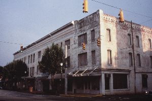 Bon Air Hotel Before