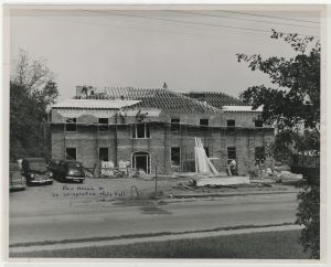 Alpha Chi Omega House