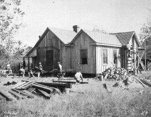 Smithsonia House construction