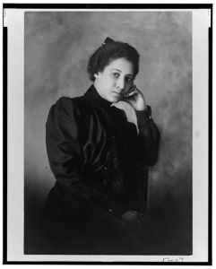 [Mamie Westmorland, school teacher; half-length portrait, with left hand to cheek, facing front]