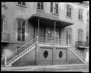Battersby Tenements, 108-110 Harris St., West, Savannah, Chatham County, Georgia