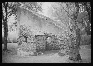 [Untitled photo, possibly related to: Ruins of supposed Spanish mission, Georgia]
