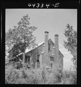 Old deserted house in Greene County, Georgia