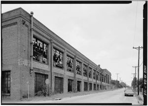 Central of Georgia Railway, Savannah Repair Shops & Terminal Facilities, Paint & Coach Barn, Bounded by West Broad, Jones, West Boundary & Hull Streets, Savannah, Chatham County, GA