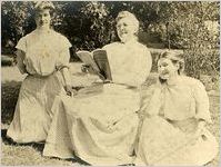 Nellie Peters Black and Daughters