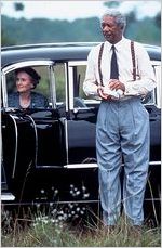 Tandy and Freeman in Driving Miss Daisy