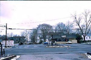 Mat's Gas Station