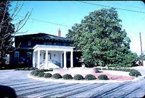 Magnolia Club