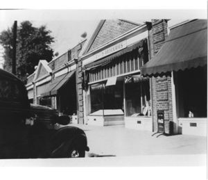 Davis Cafe and C & D Groceries at Hillside