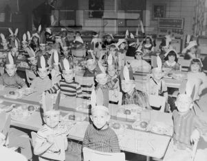 Unidentified CEA Kindergarten students at a Thanksgiving party