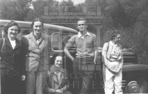 Bo and Virginia Callaway with a group