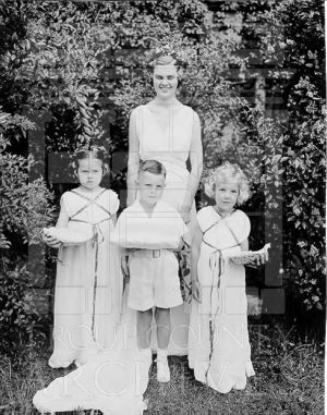 Mary Traylor and Three Children