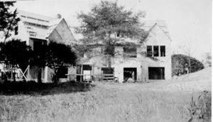 Sunny Gables