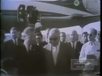 HAMMARSKJOLD ARRIVES IN TUNISIA; GREETED BY TUNISIAN OFFICIALS