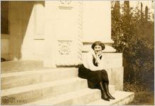Emma Sue Morris SGSNC scrapbook 1914-1916